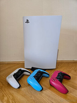 Sony Playstation 5 1TB + 3 ovladače + GoW Ragnarok