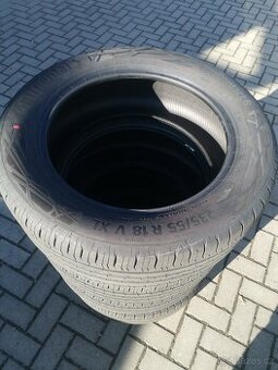 Continental 235 /55R18XL