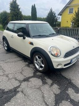 Mini Cooper 1.4 provoz 2010