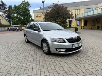 Škodu Octavii 1.6 TDI pravidelný servis
