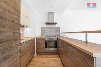 Prodej bytu 3+kk, 75 m², Liberec, ul. Irkutská - 1