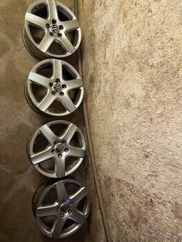 VW Alu originál disky 7Jx17 ET54 5x112