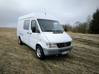 Mercedes-Benz Sprinter 312