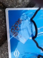 sada těsněni  víko ventilů Opel Astra nové