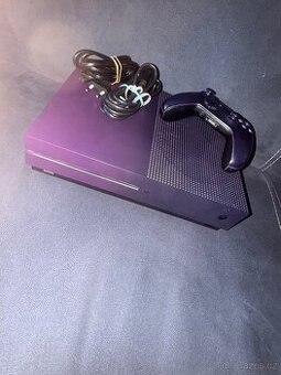 Xbox One S Fortnite Edice + Originální Ovladač