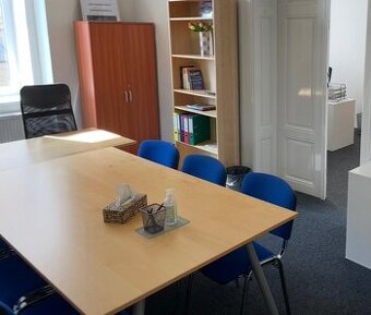 Kancelářský nábytek na prodej – stoly a židle za skvělé ceny