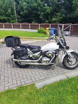 Suzuki Marauder vz800