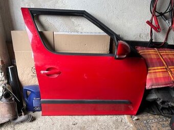 Predni pravy dvere skoda yeti