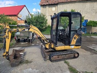 Caterpillar 301.8 najeto 5100mth.Roztahovací