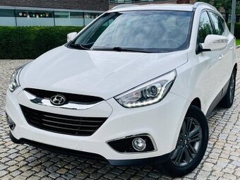 Hyundai ix35 2.0CRDi 4x4 FACELIFT VYHŘEV SERVISKA TAŽNÉ