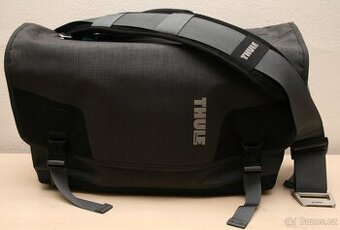 Fotobrašna THULE Perspektiv Messenger Bag