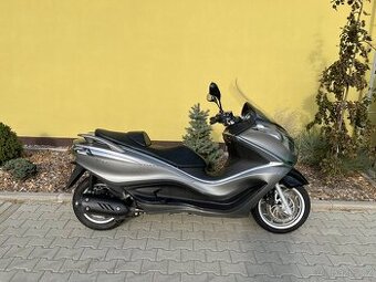 Piaggio X10 125