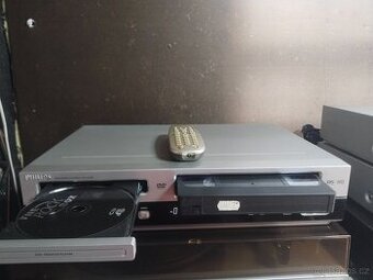 Kombinovaný DVD přehrávač a VHS videorekordér Philips DVD 75