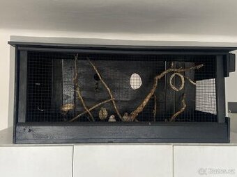 Dobry den prodám dvě žebříčky + klec domácí vyroby