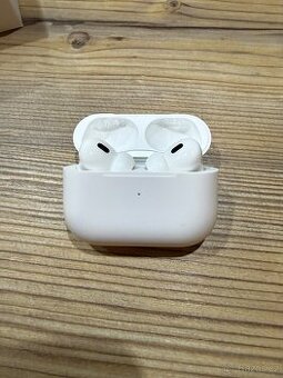 Apple AirPods Pro (2. generace) – USB-C, MagSafe pouzdro - 1