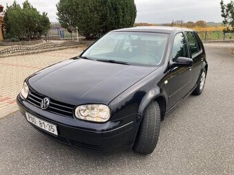 Volkswagen Golf IV 1.6 SR Sportline, nové v ČR, bez koroze