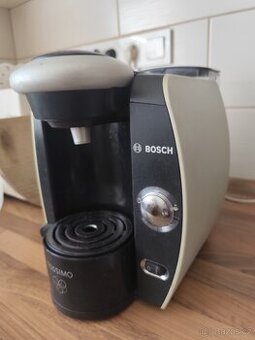 Kávovar BOSCH na kapsle Tassimo