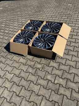 Ráfky Belatrix 3P0 601 025 F 8Jx18 ET 44