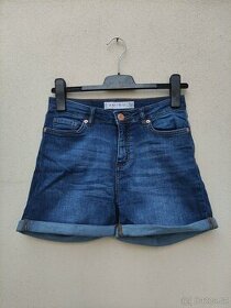 Džínové kraťasy