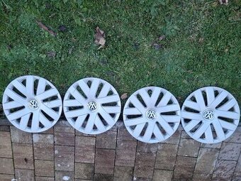 Prodám kryty kol ( poklice ) original VW 15" ..