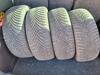 Pneu celoroční KUMHO 185/55 R15 86H jeté