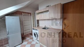 Pronájem bytu 1+1, v prvním patře RD v Rebešovicích - 1