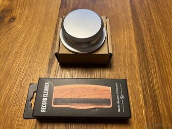 Přítlačné závaží na gramofon + kartáček na LP desky