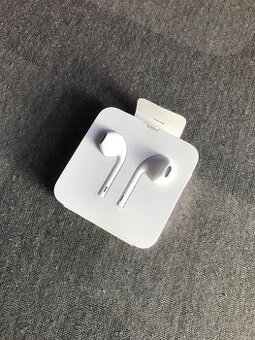 Sluchátka Apple EarPods Lightning