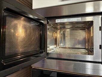 Vestavěná mikrovlnka Mora