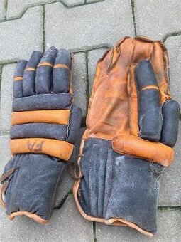 Prodam retro hokejove rukavice