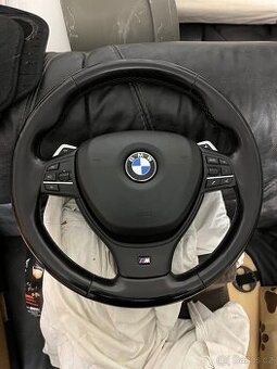 BMW volant s airbagem original