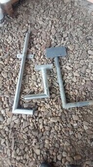 Držák pro satelit, anténu