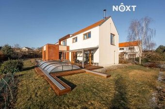 Prodej Rodinný dům, 304㎡ - 1