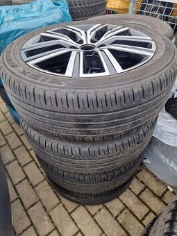 Alu kola Toyota 7Jx18 5x114.3  s pneu Falken 215/50 R18 92V