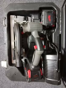 dilny-zahrada  garaž