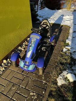 Dětská šlapací motokára