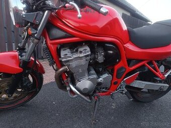 Suzuki Bandit gsf 600