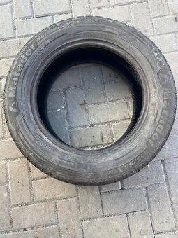 1ks Matador 215/60/16C (letní )