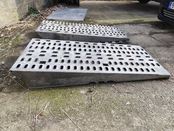Pozinkované nájezdy pod auto