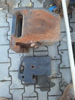 Prodám závaží a kryt předního diferenciálu