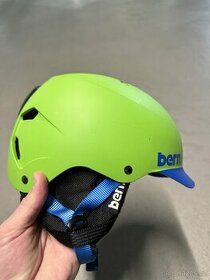 lyžařská/ snowboardová helma Bern
