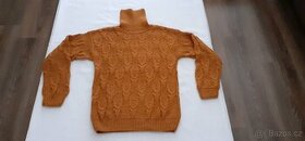 Pánský vlněný ručně pletený svetr.