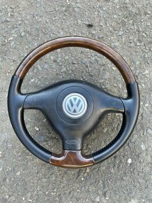 Dřevěný tříramenný volant VW Golf/Bora/Passat