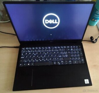 Dell vostro 5590 Intel Core i5 4,2GHz + brašna ,hdmi