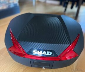 Nový Vrchní kufr na motorku SHAD D0B47206 černá/červená