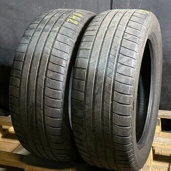 Letní pneu 215/55 R17 94V Bridgestone 4mm