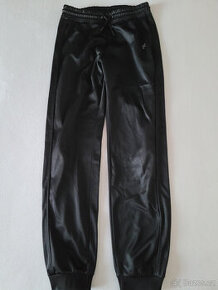 NOVÉ KLUČIČÍ ČERNÉ TEPLÁKY H&M VEL.146/152