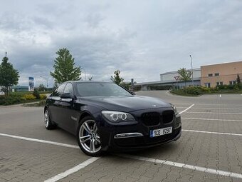 BMW 730 D model F01 M-Paket