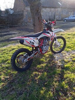 Moto 300 ccm/4-takt,replika KTM (zánovní moto)