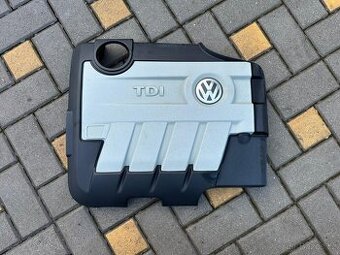 VW Golf Passat 2.0TDI kryt motoru
